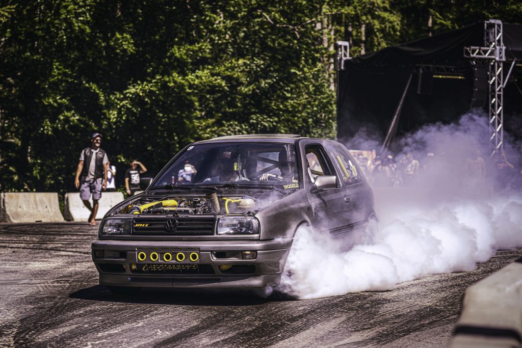 MaXpeedingRods Blog | An Automotive Blog from MaXpeedingRods - Jeremy Krump’s Golf MK3 with GT3037 Turbo