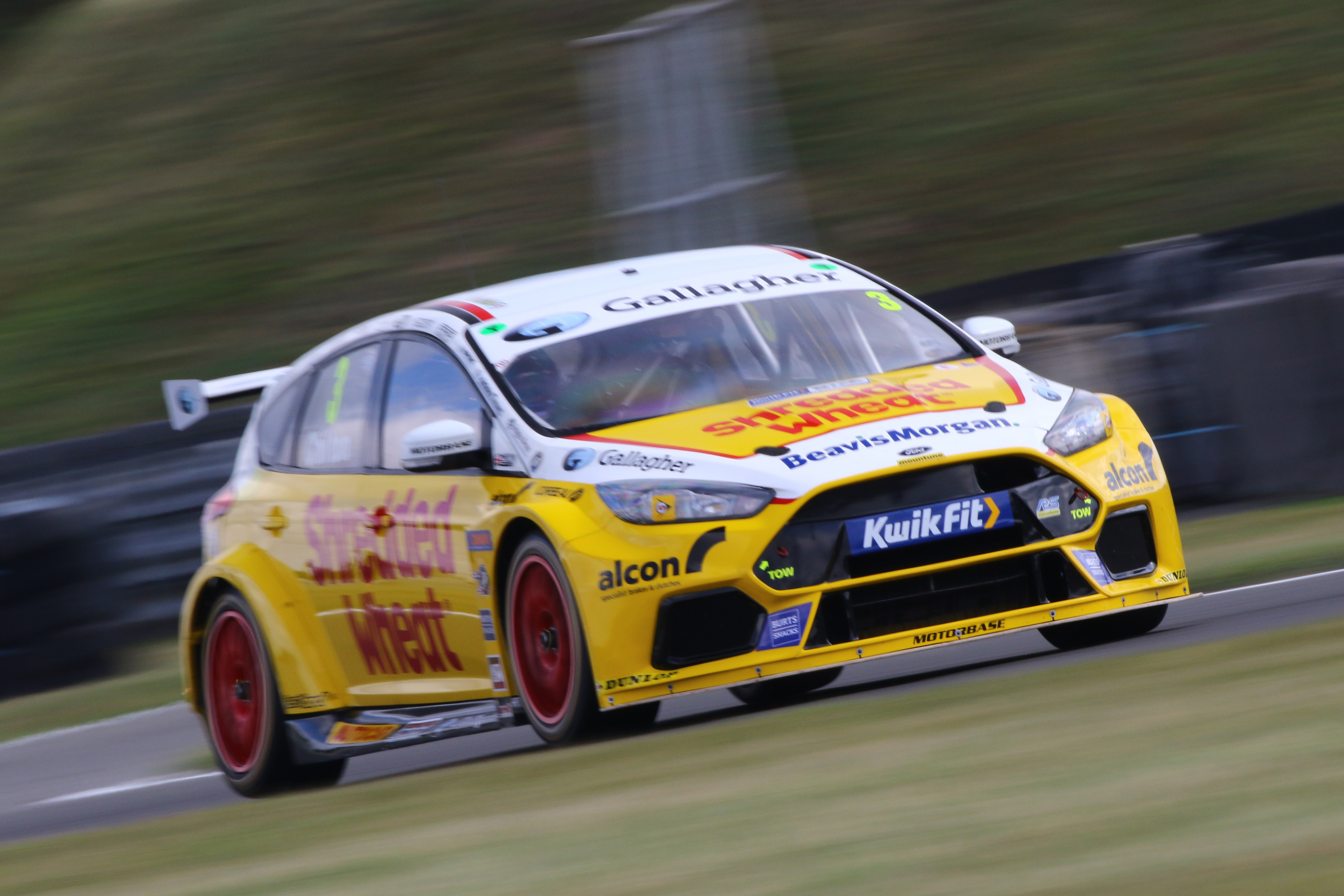 MaXpeedingRods Blog | An Automotive Blog from MaXpeedingRods - Ollie Jackson (GBR) Motorbase Ford Focus
