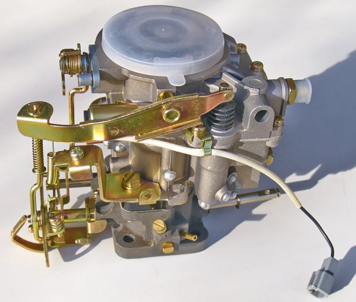MaXpeedingRods Blog | An Automotive Blog from MaXpeedingRods - MaXpeedingRods Carburator Findings on a Toyota FJ40