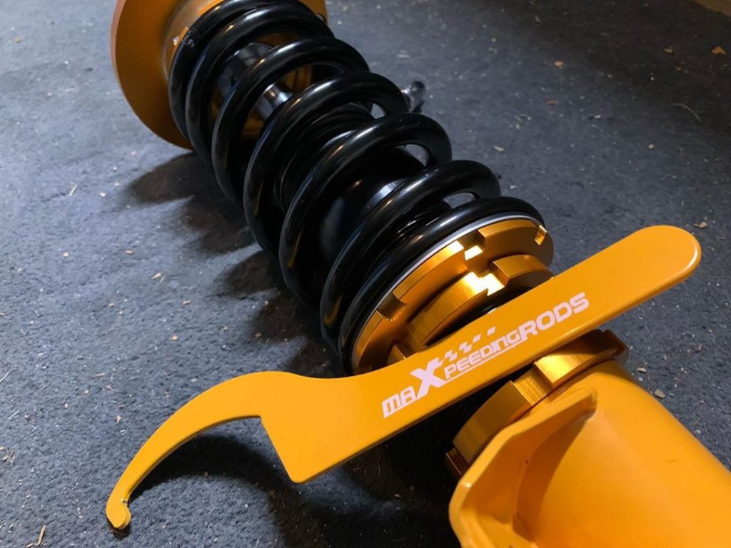 MaXpeedingRods coilovers preload adjust