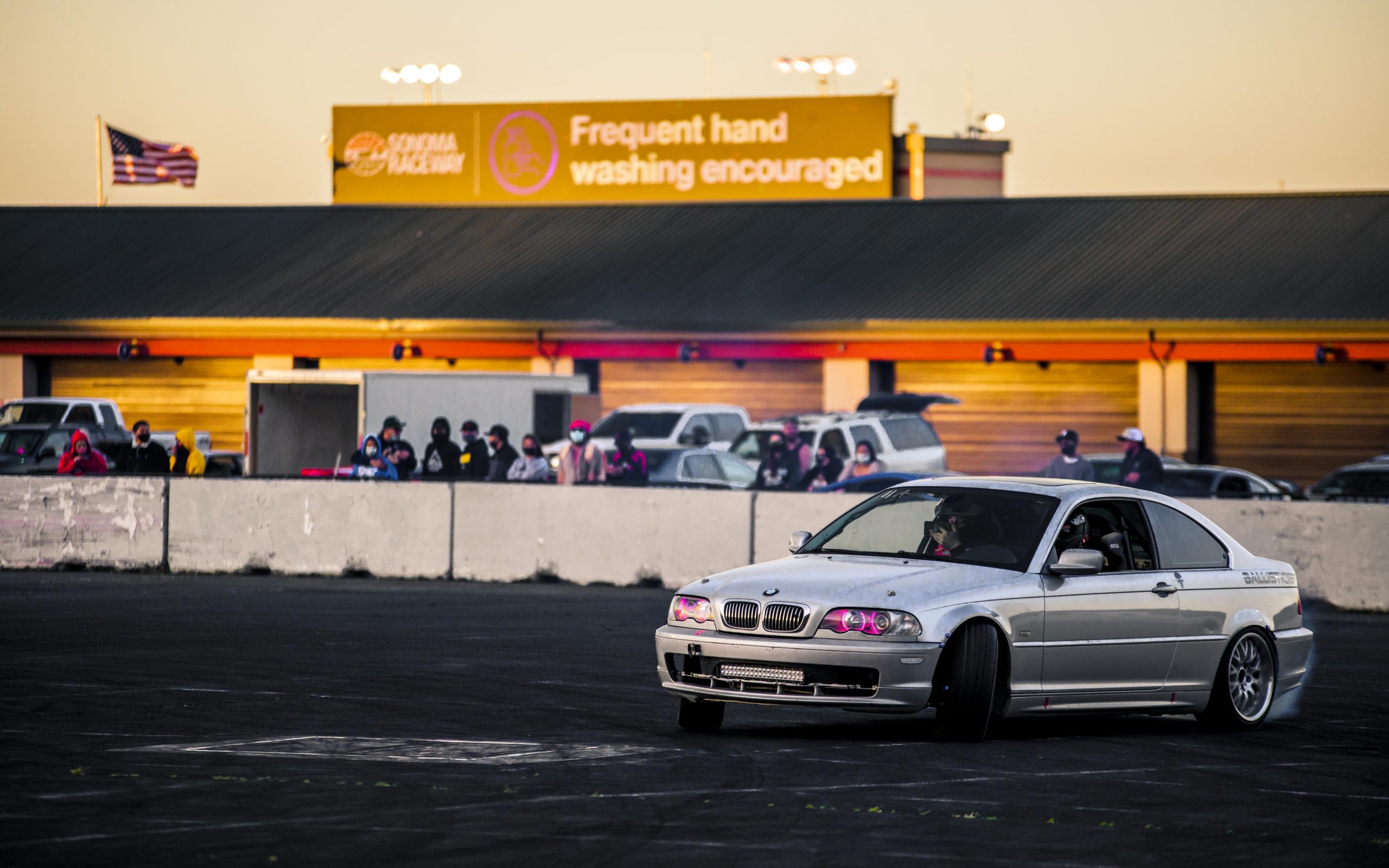 Cameron Tuttle's 2000 e46 323ci MaXpeedingRods Blog