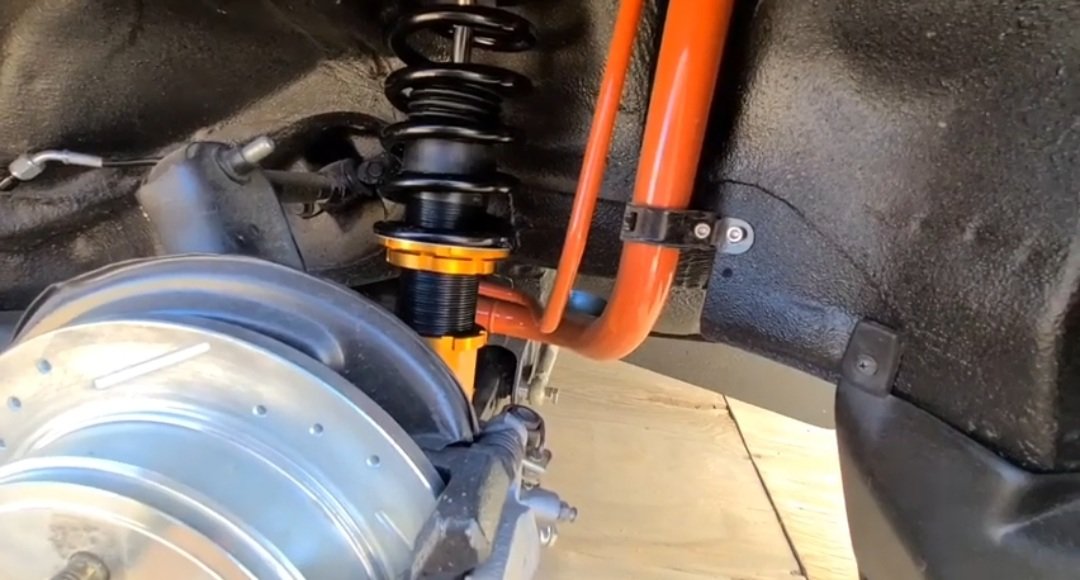 How to Install MaXpeedingRods Coilovers on A 1993 Honda Civic