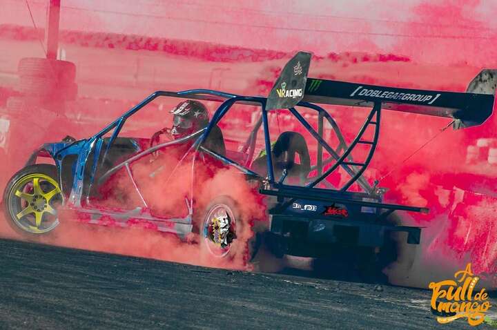 MaXpeedingRods Contributing to Local Racing Culture By Sponsoring A Full De Mango