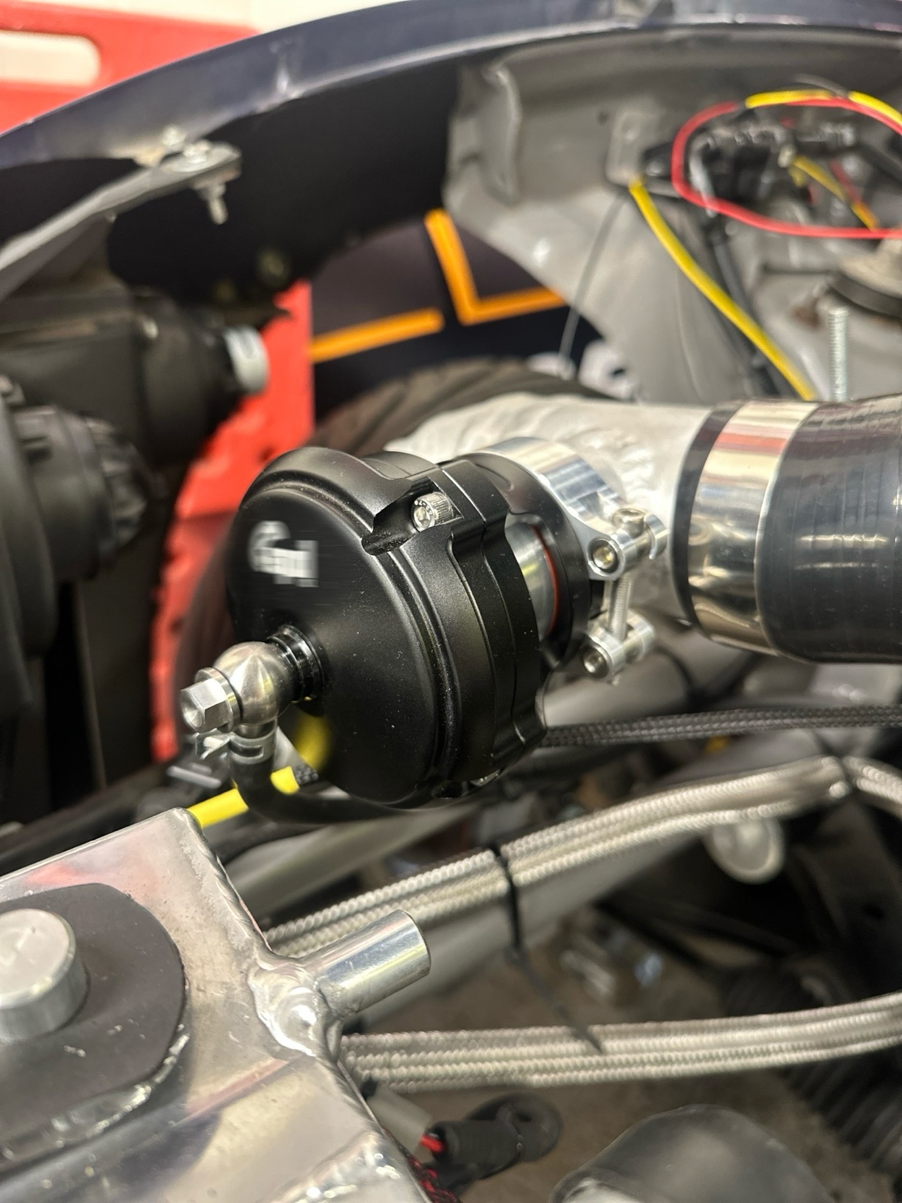 MaXpeedingRods Blog | An Automotive Blog from MaXpeedingRods - Racing With A Turbocharged Engine